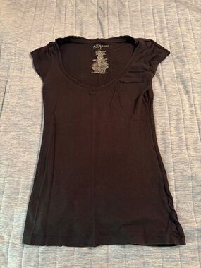 Miley Cyrus & Max Azria Black Slim Scoop Neck Tank